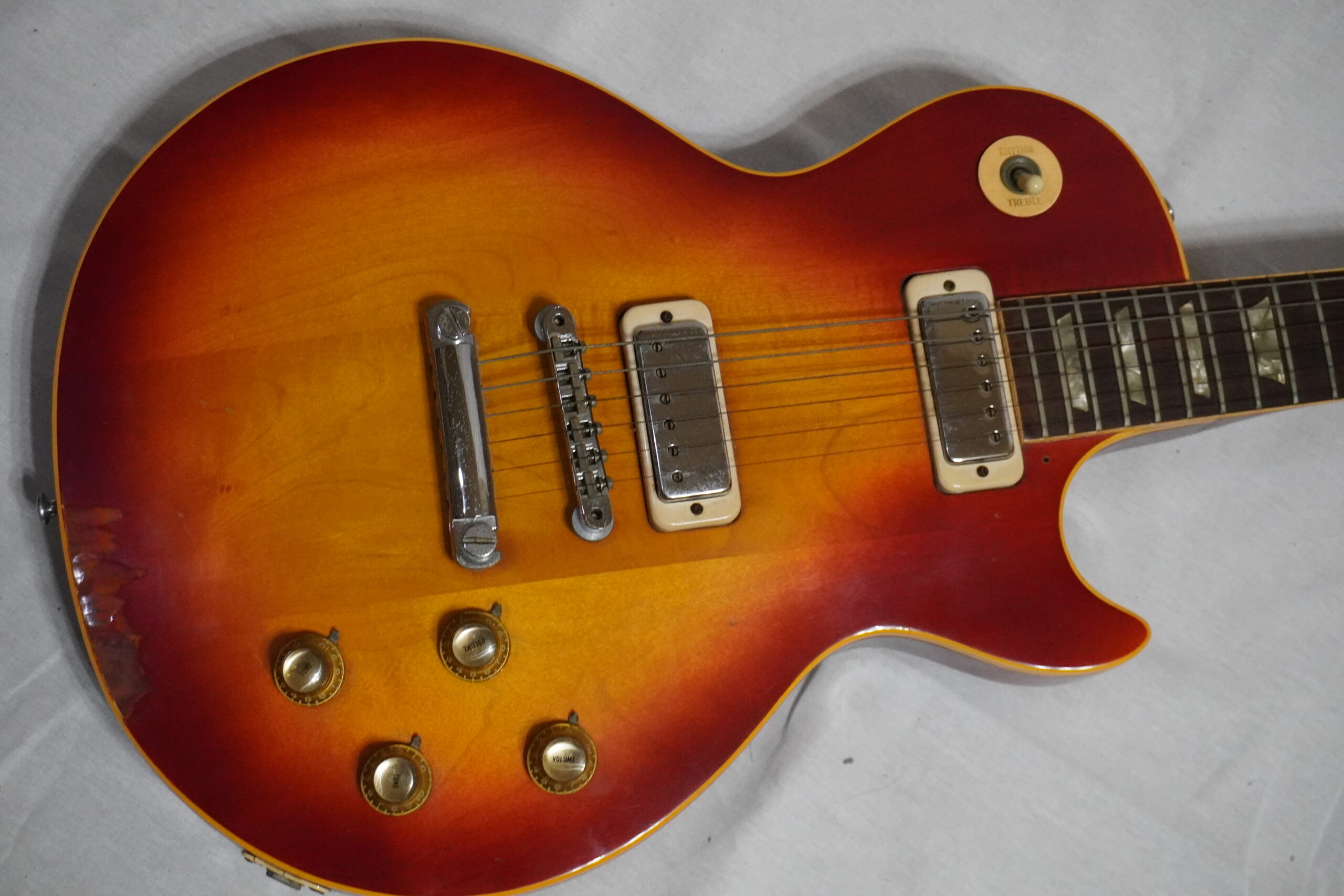 Gibson Les Paul DELUXE 1973年製 - 画像 (5)